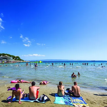Two-bedroom With Sea View In *