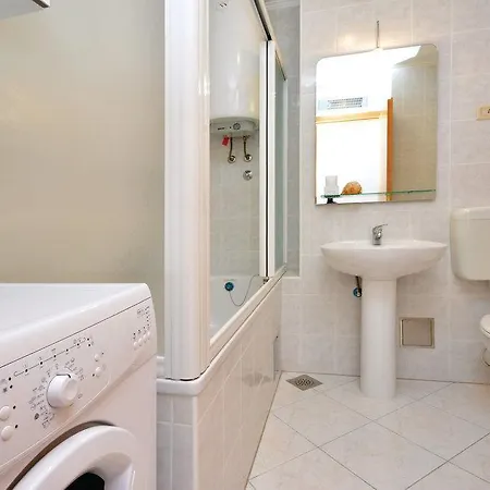 Two-bedroom With Sea View In *