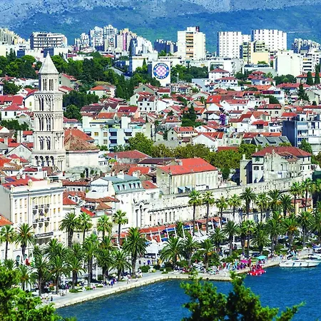 Apartman 2 Bedroom Nice Apartment In Split Split