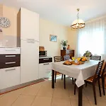 Two-Bedroom Apartment With Sea View In Split Apartment